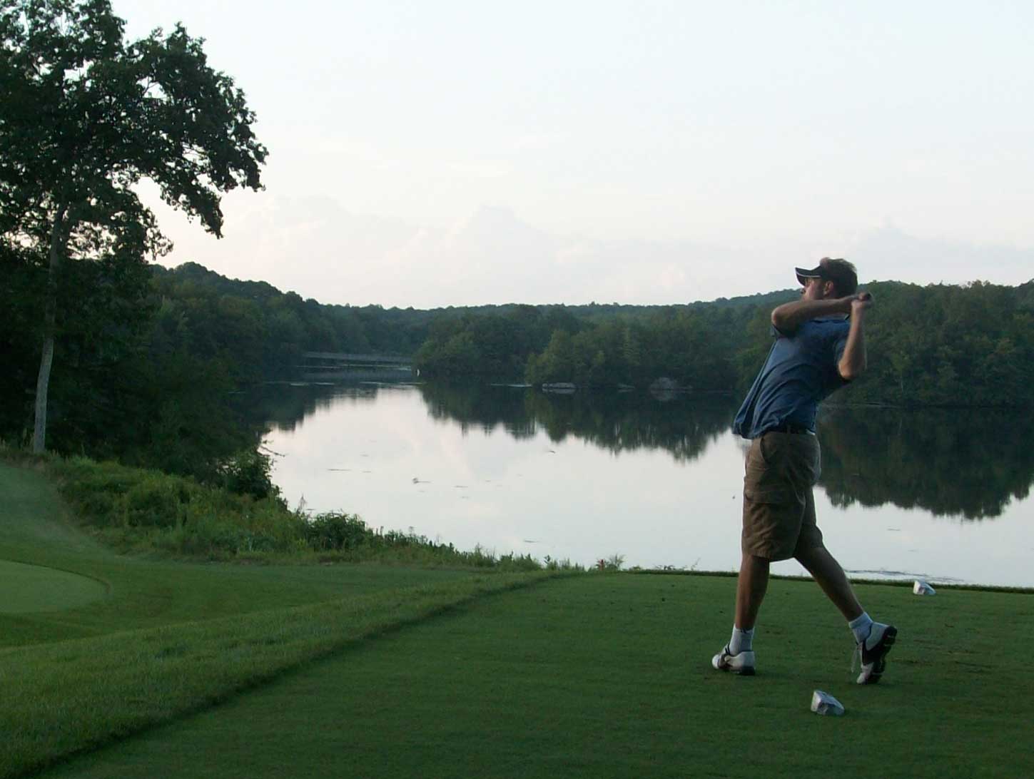 golf swing to Support the Arthritis Foundation